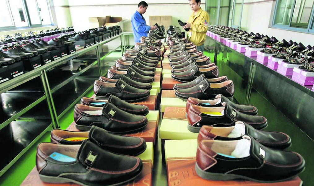 México inicia pesquisa sobre importación de calzado chino por prácticas desleales